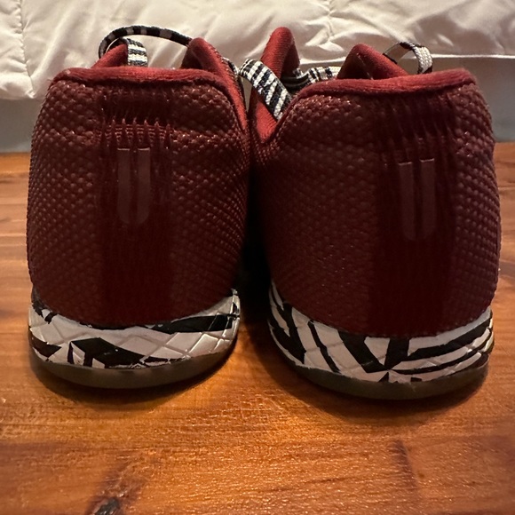 NOBULL Women's Burgundy Sneakers - Picture 3 of 7